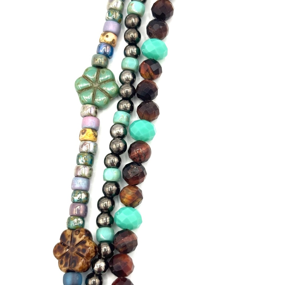 Hand Crafted Bohemian Multicolor Beaded Bracelet - Picture 7 of 10